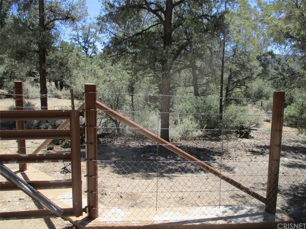E. Green Trail: E. Green Trail, Frazier Park, CA 93225